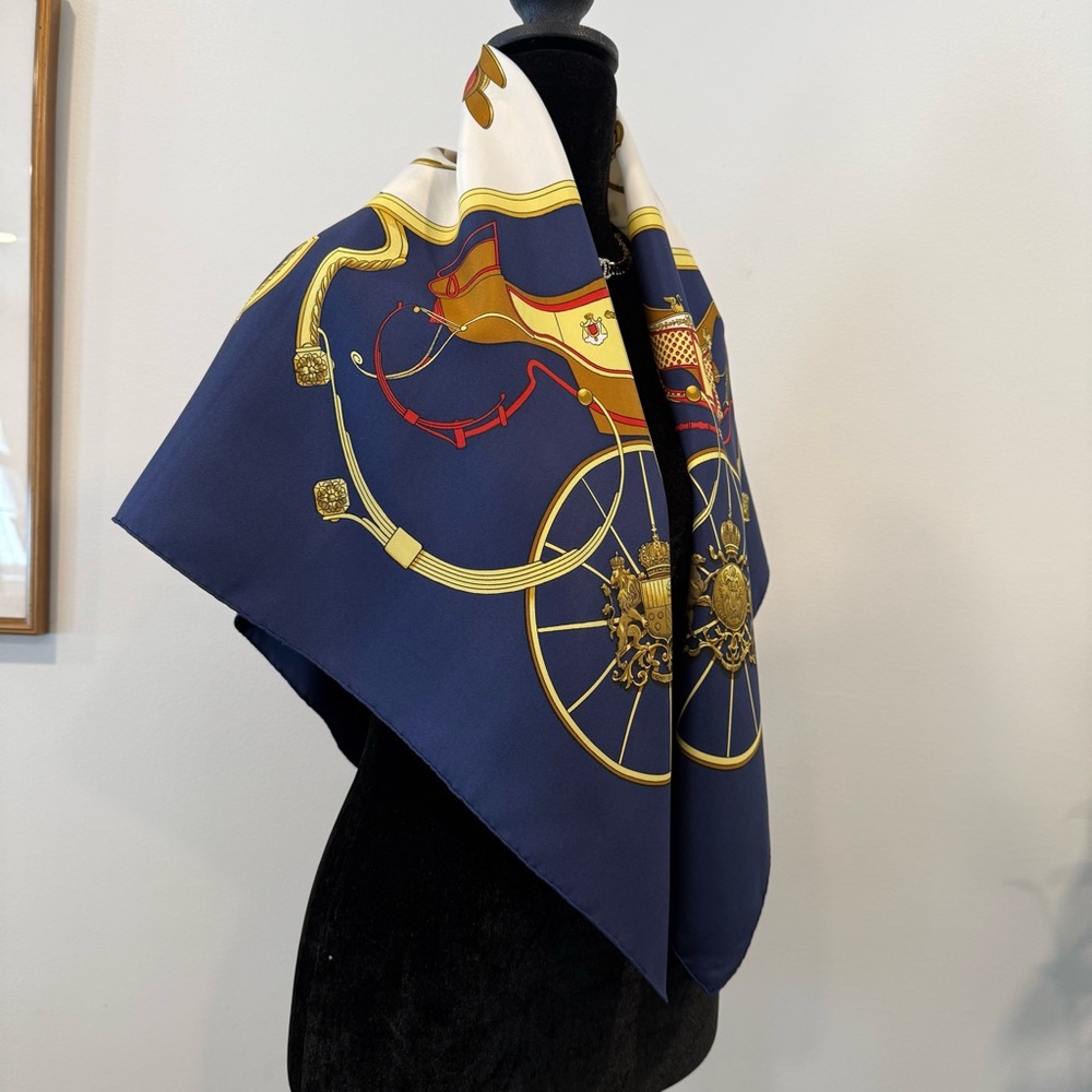 Authentic Hermes Elegant Blue and Gold Silk Scarf - Picture 6 of 10
